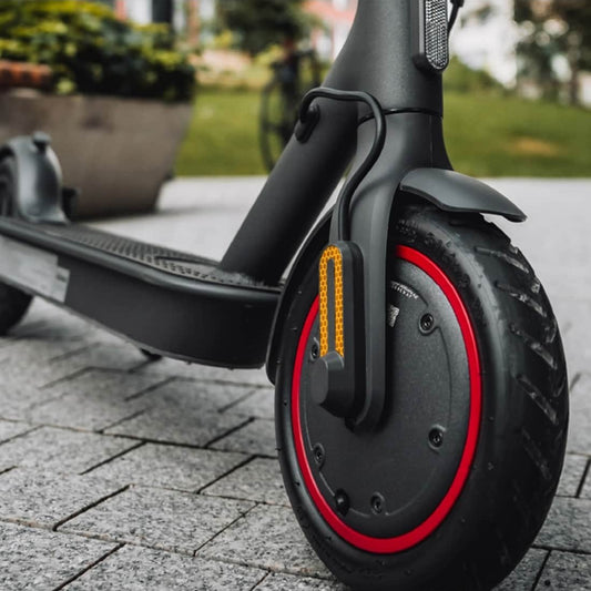 Cubierta Patinete Sólida Perforada 8.5X2